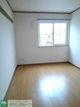 リュミエ-ル・ソレ-ルBの物件内観写真